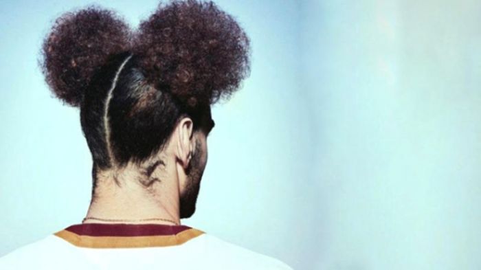 Dünyaca məşhur futbolçu saç düzümü ilə GÜNDƏM OLDU FOTOLAR