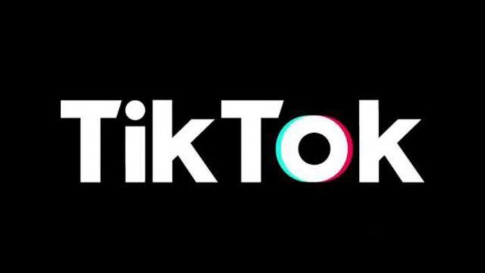 12 yaşlı qız “TikTok”u məhkəməyə verdi