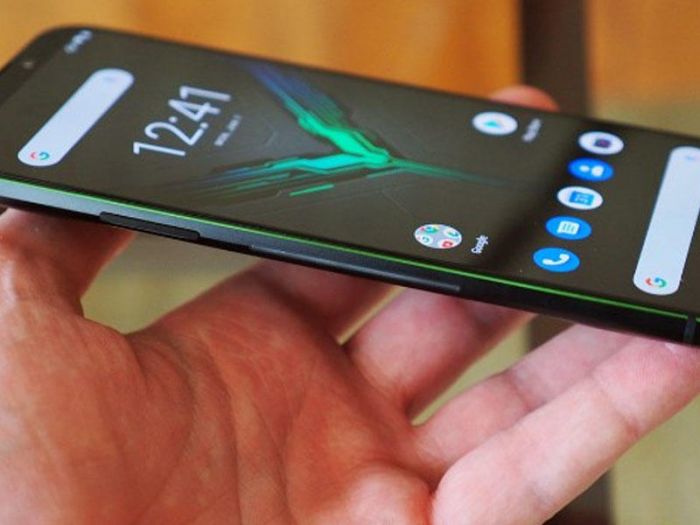 Ən güclü Android smartfonun adı açıqlandı