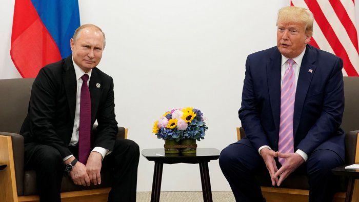 Trampla Putinin görüşü zamanı nə baş verib? - Gizli məqamlar AÇIQLANDI