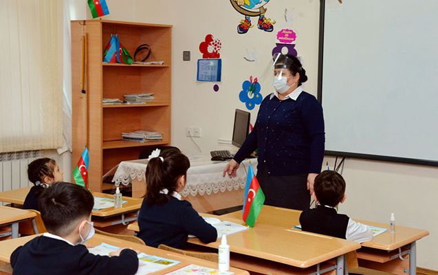 Bakıda 1 müəllim yoluxub, 2 şagird və 1 direktor müavini özünütəcrid edib