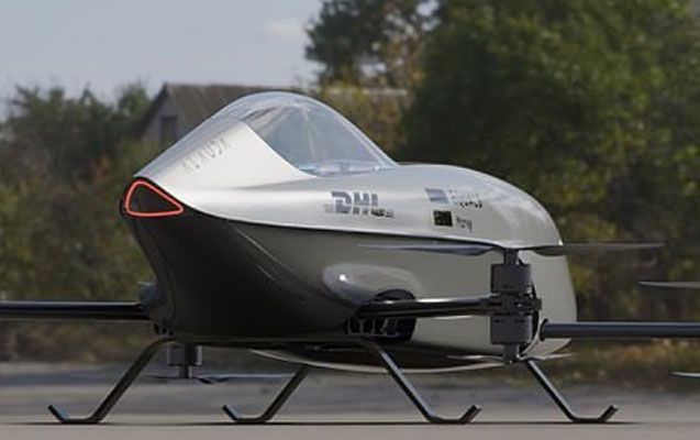 İlk uçan elektrikli yarış maşını təqdim edildi