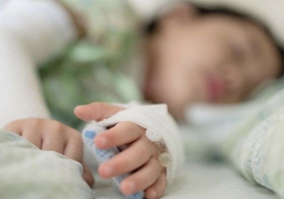 6 yaşlı uşaq koronavirusdan öldü