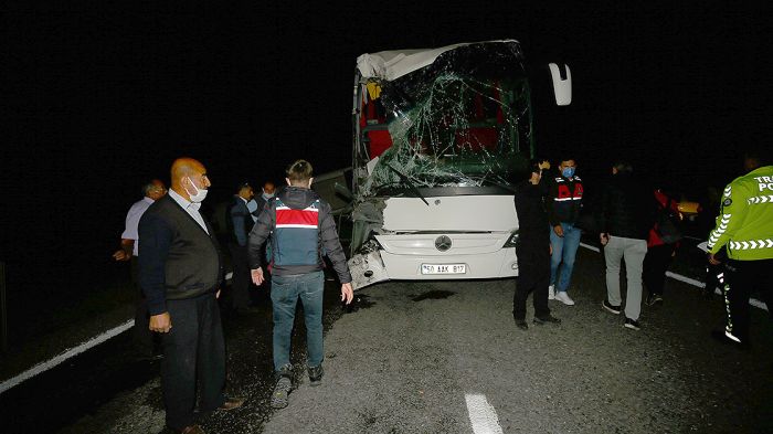 Türkiyədə şagirdləri daşıyan avtobuslar qəzaya uğradı, 44 yaralı