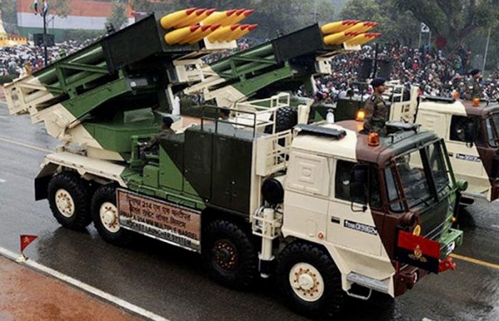 Hindistan Ermənistana 245 milyon dollarlıq silah-sursat göndərir.