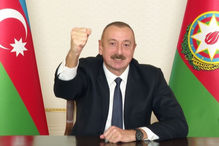 Prezident İlham Əliyev Xankəndiyə getdi