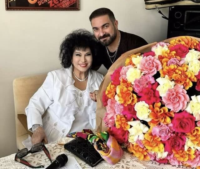 Məşhurlar Zeynəb Xanlarova ilə bir arada - FOTOLAR