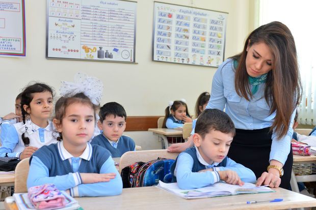 Müəllimlərin orta aylıq əməkhaqqısı açıqlandı