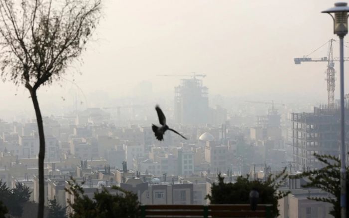 İranda hava çirkliliyi kritik həddə çatdı - Məktəblər bağlanıldı