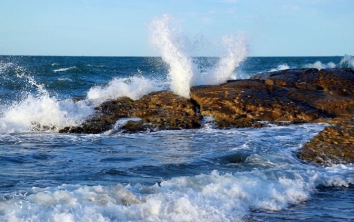 Bakıda ana 3 günlük körpəsini dənizə ataraq öldürüb
