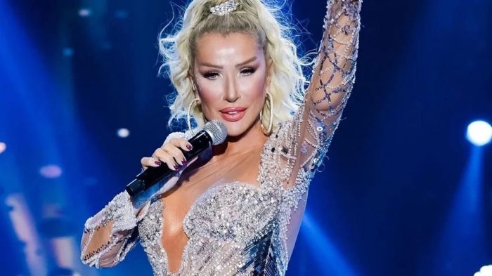 Türkiyənin ən varlı qadın müğənnisi odur