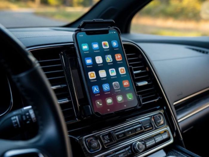 İsti havada avtomobillərdə mobil telefon saxlayanlara XƏBƏRDARLIQ