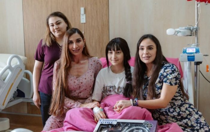 Leyla və Arzu Əliyevalar Milli Onkologiya Mərkəzində - FOTOLAR