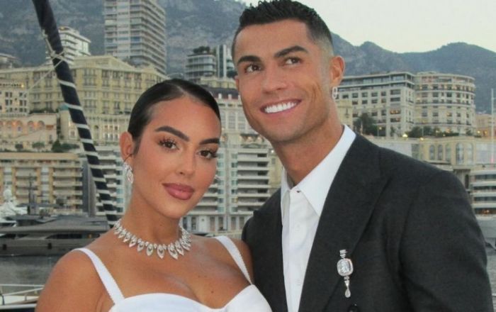 Nikahdan ilk fotonu özü paylaşdı RONALDO EVLƏNDİ